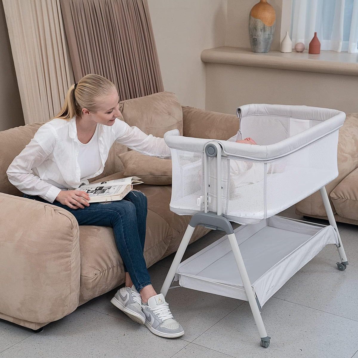 ANGELBLISS Baby Bassinet Bedside Sleeper with Wheels, 6 Heights (Beige)