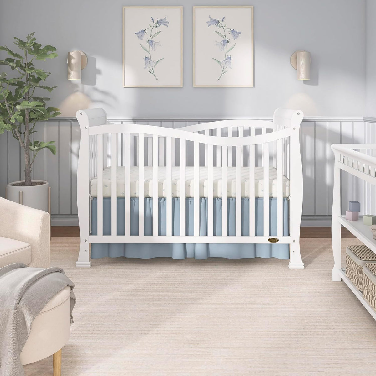 Dream On Me Violet 7-in-1 Convertible Life Style Crib in White, Greenguard Gold Certified, 4 Mattress Height Settings, Made of Sustainable New Zealand Pinewood